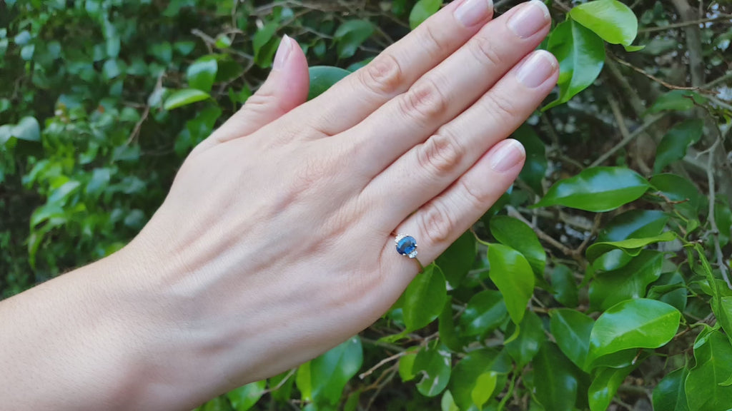 Women's Blue sapphire ring