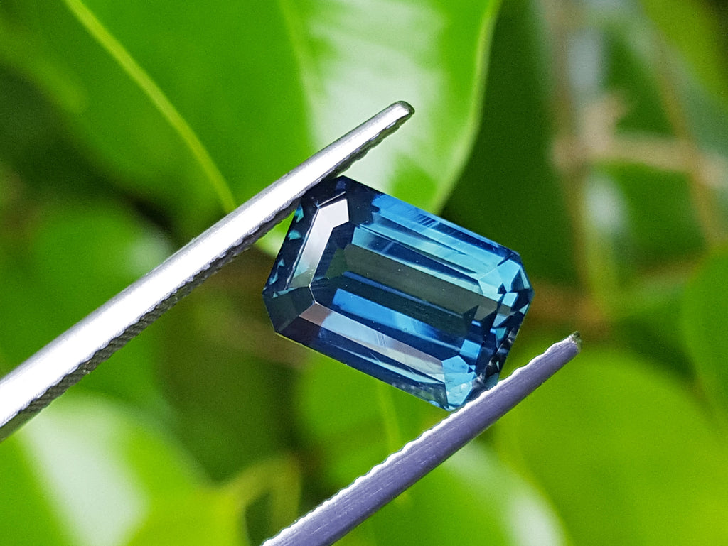 Loose sapphire natural Gemstone