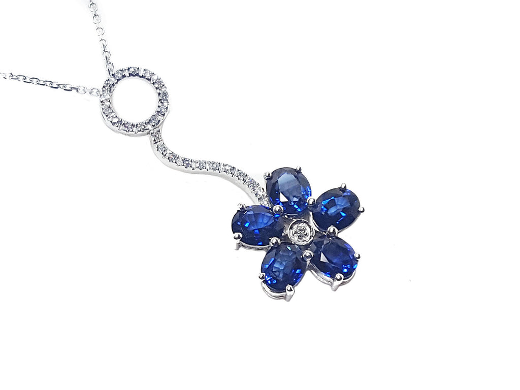 Cluster of natural sapphires pendant white gold necklace