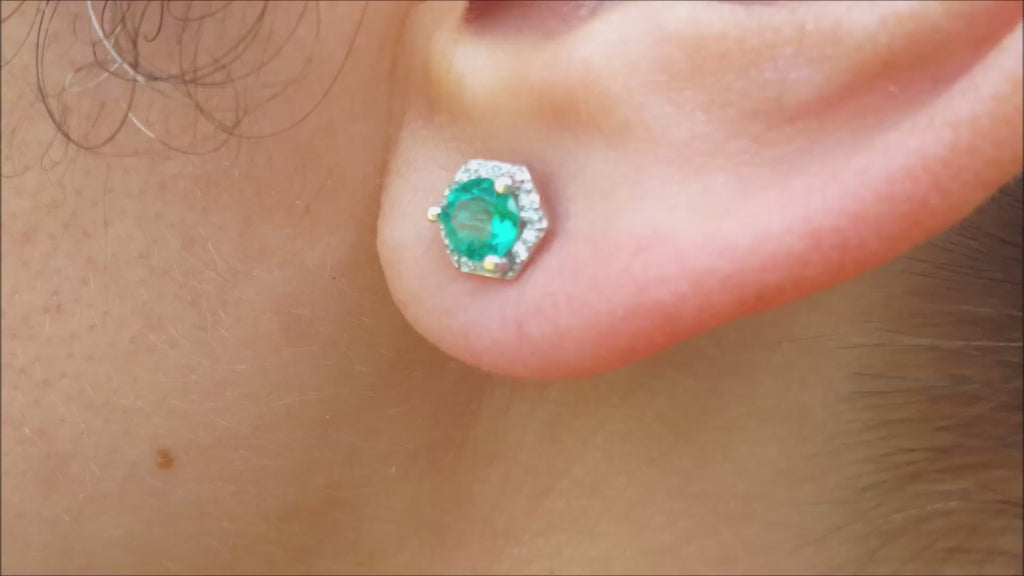 Emerald stud earrings