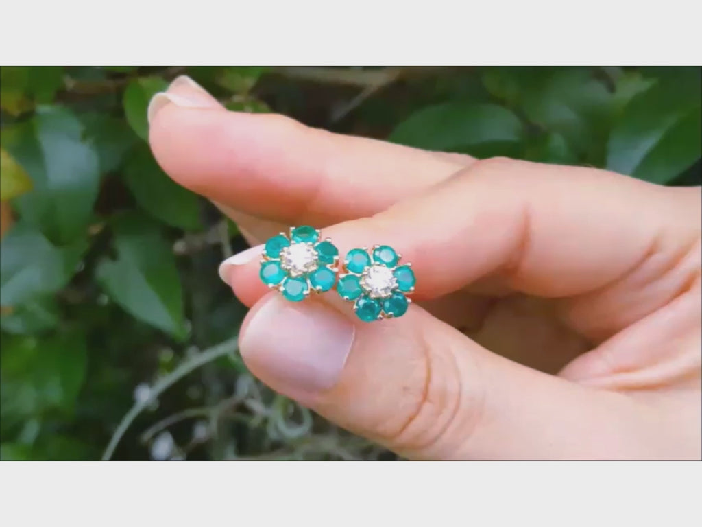 Colombian emerald and diamond cluster earring 18 yellow gold