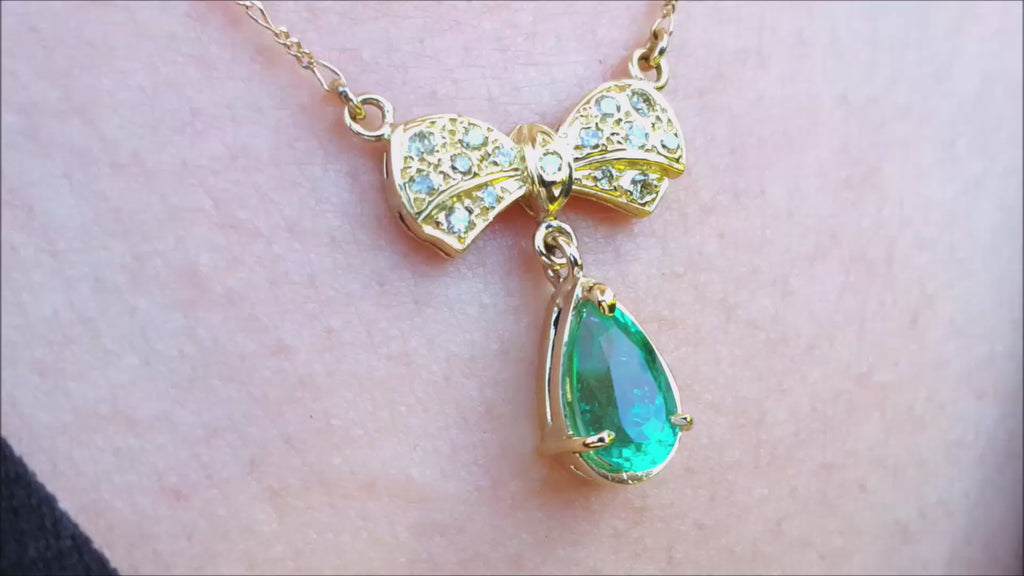 18k Yellow gold emerald necklace