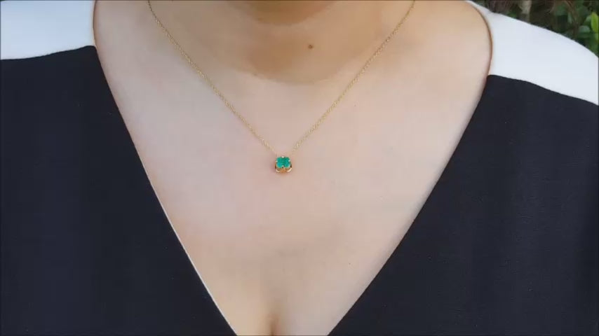 Slider emerald neckclace