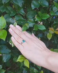 Emerald and Baguettes Diamonds Platinum Ring