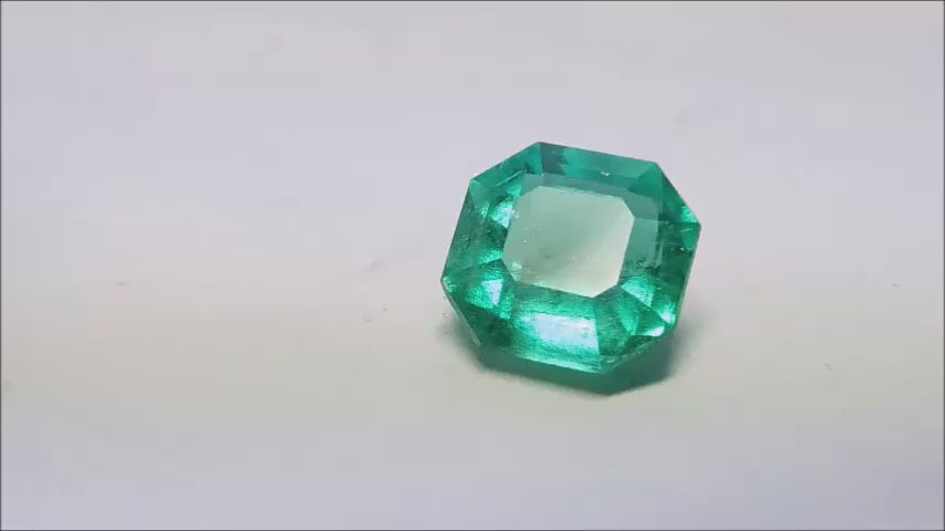 Loose emerald for sale