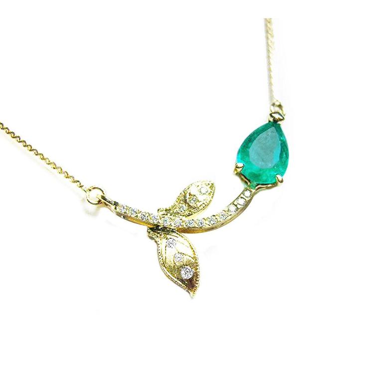 Pear cut natural emerald necklace 1.66 carats sourced from Muzo mines: nature inspired design handcrafted in 14k yellow gold