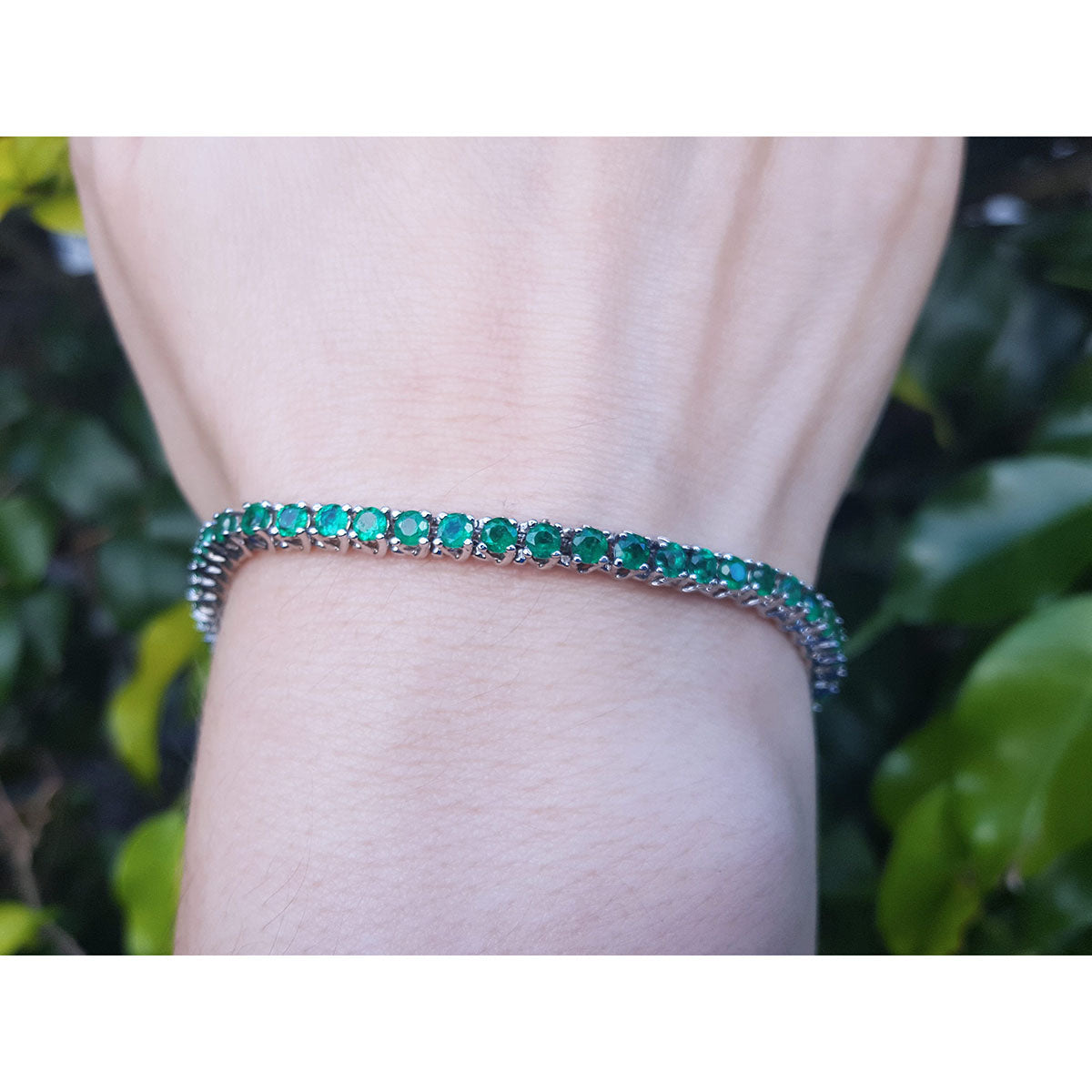 Natural Colombian Emeralds Tennis Bracelet 5.00 Carats Round cut in 14K White Gold
