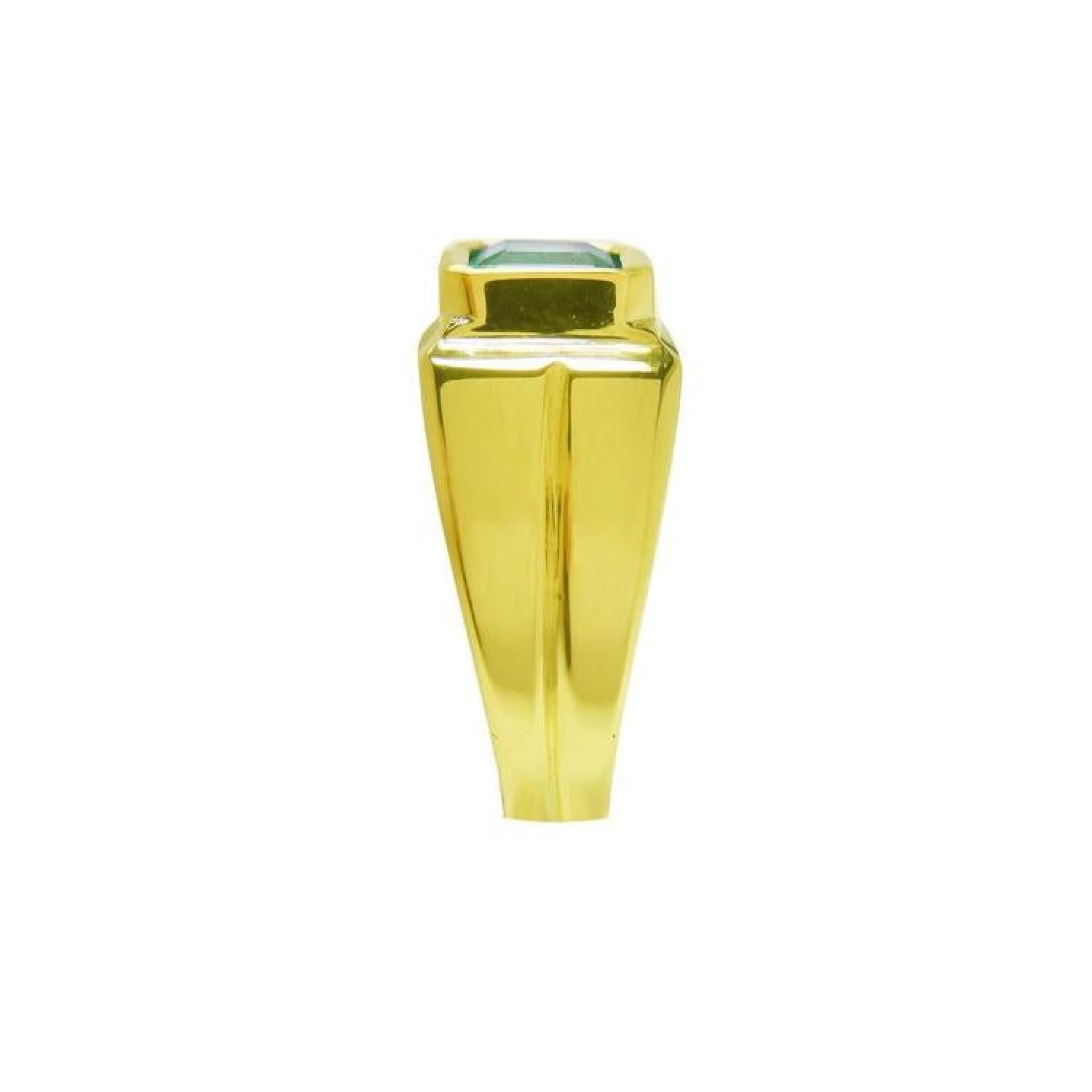 1.53 ct. square Colombian emerald solitaire ring in a protective bezel setting, crafted in 18K yellow gold.
