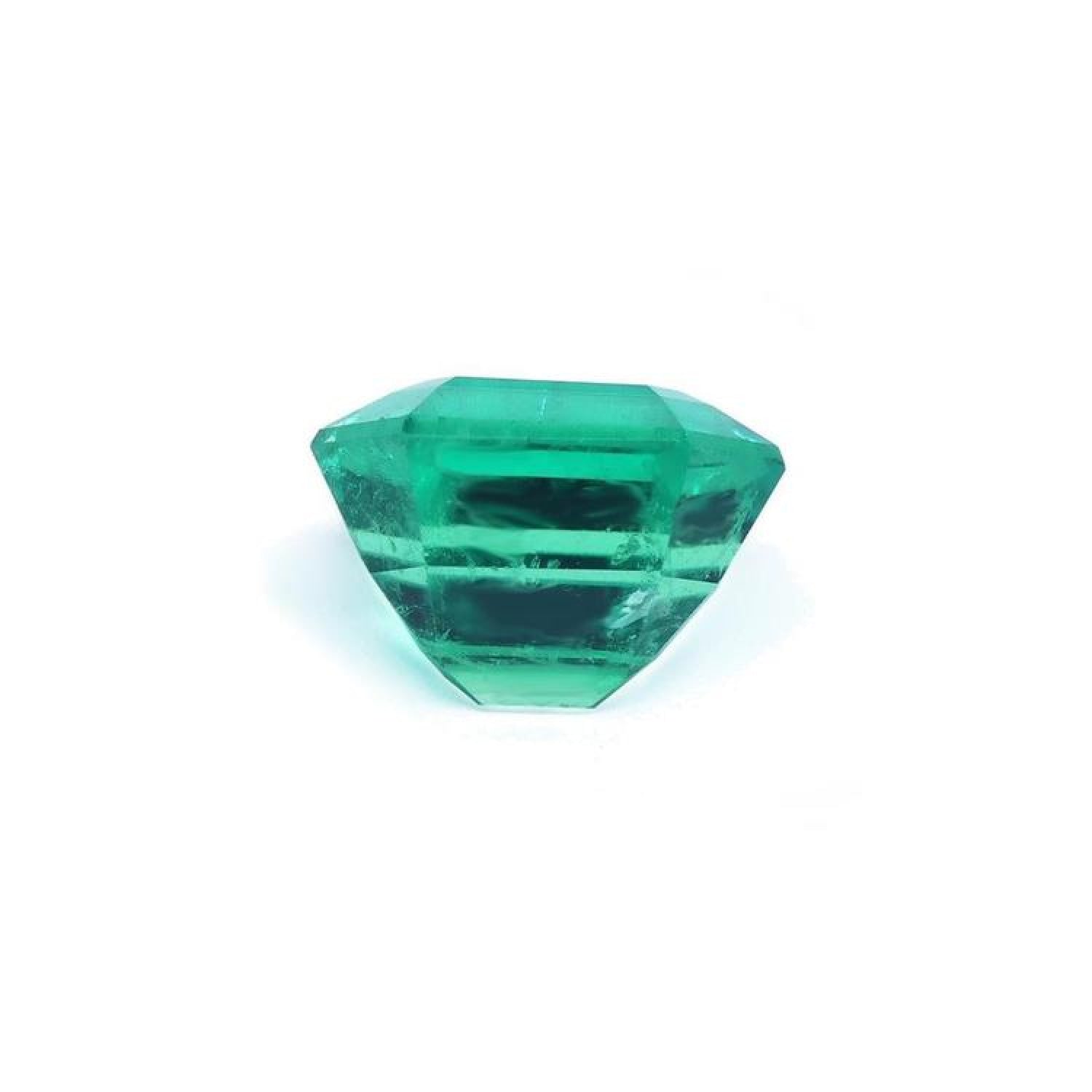3.17 ct. GIA certified natural loose Colombian emerald from Muzo mine, sparkling medium-deep green.