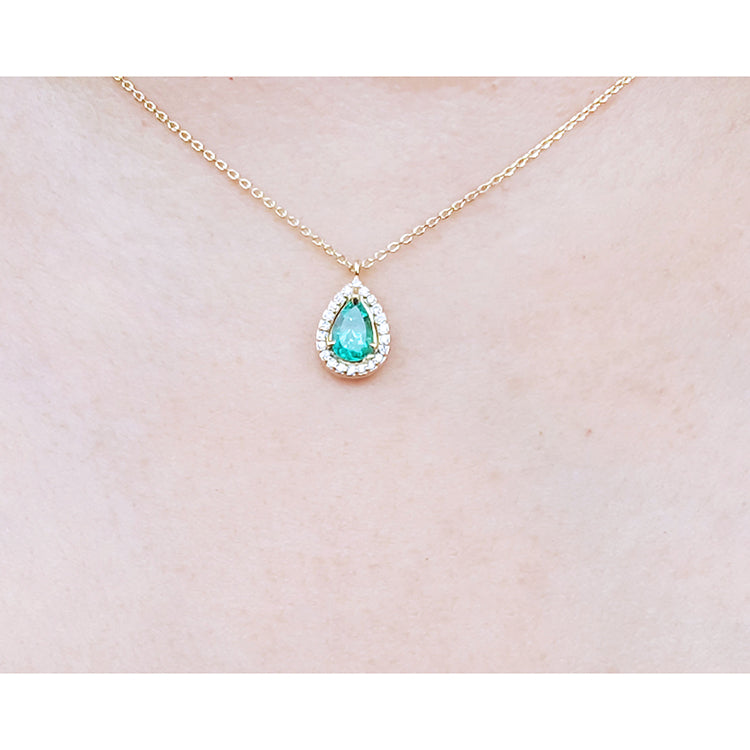 Special gift for mon Natural teardrop Colombian emerald necklace, crafted in 14k yellow gold