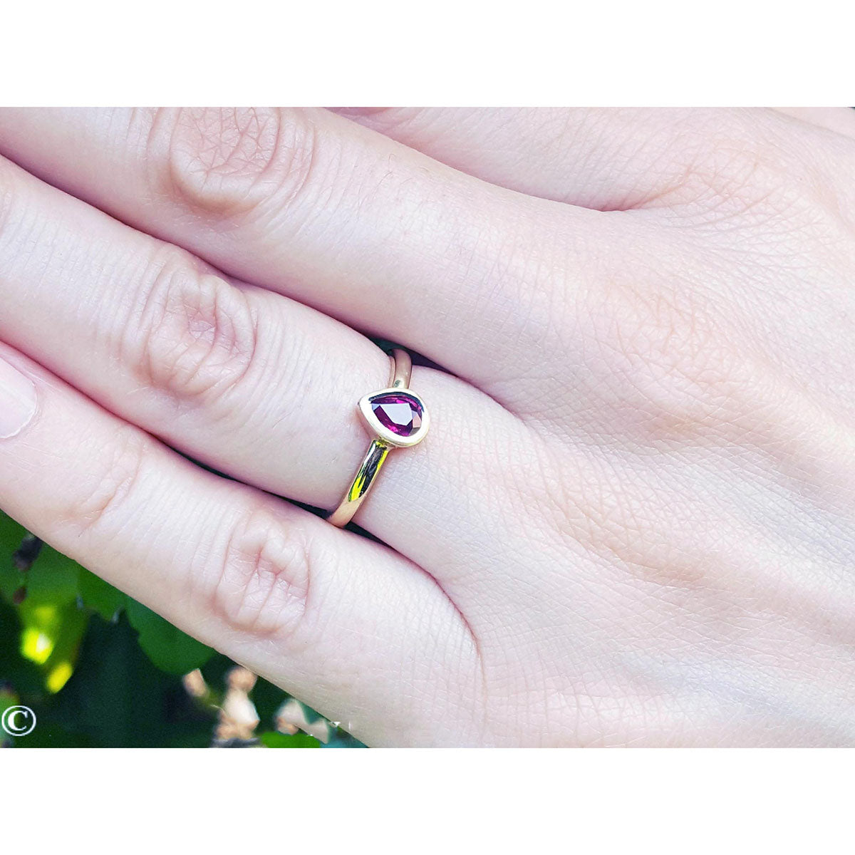 Teardrop Natural Ruby Solitaire Woman&#39;s Ring July&#39;s Birthstone 14K Yellow Gold