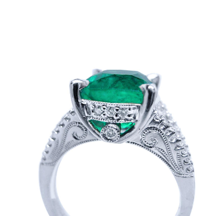 18k White gold emerald ring GIA certified